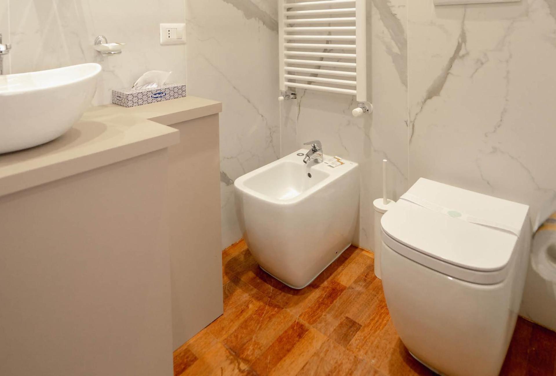 Affittacamere Interno 5 *