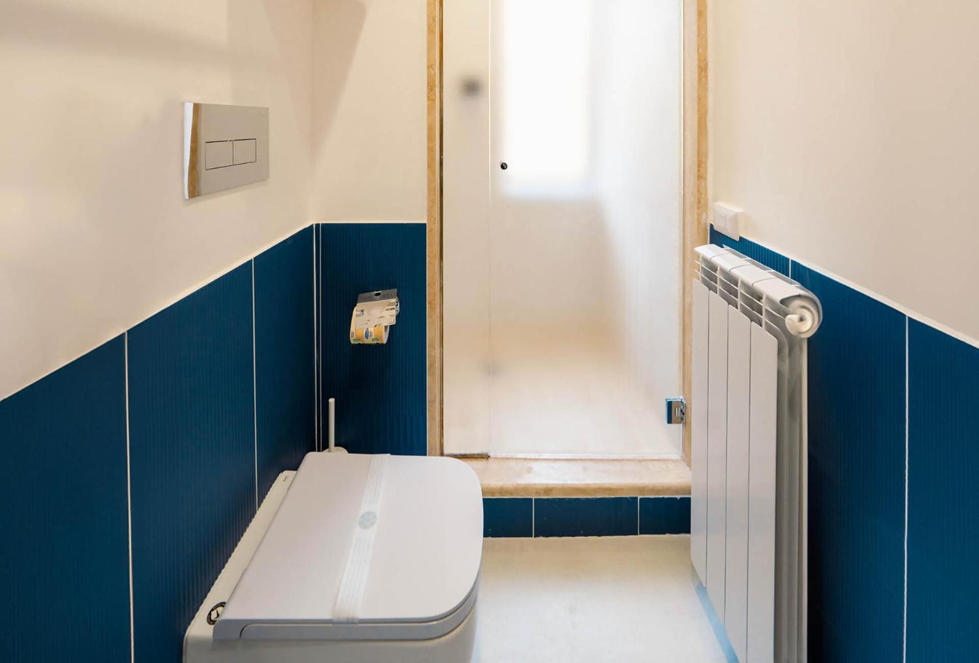 Interno 5 * Napoli